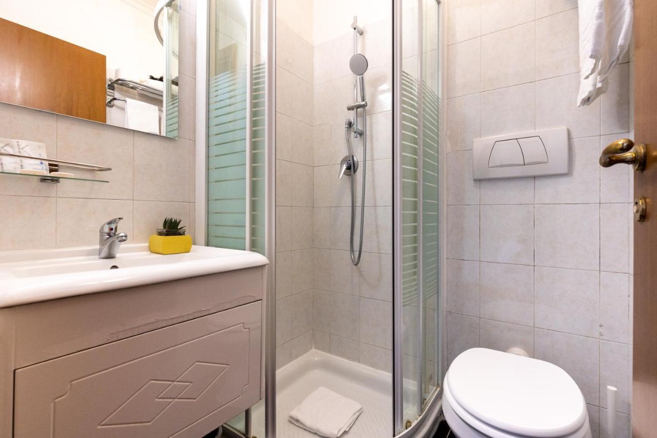Alveare Bed & Breakfast Rome Exterior photo